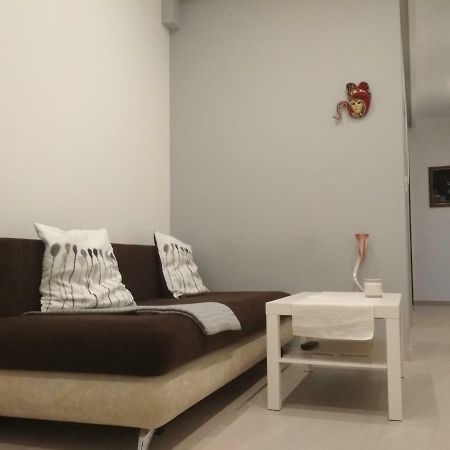Apartament Scorpion Modlin Czosnów Zewnętrze zdjęcie