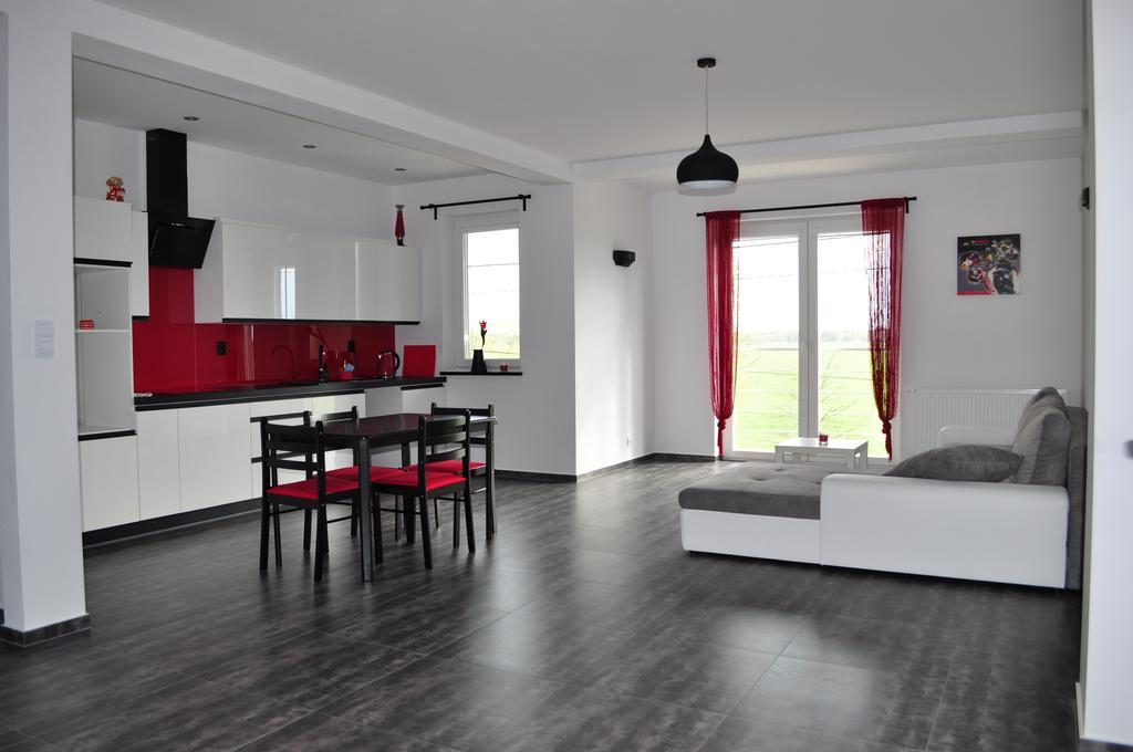 Apartament Scorpion Modlin Czosnów Zewnętrze zdjęcie