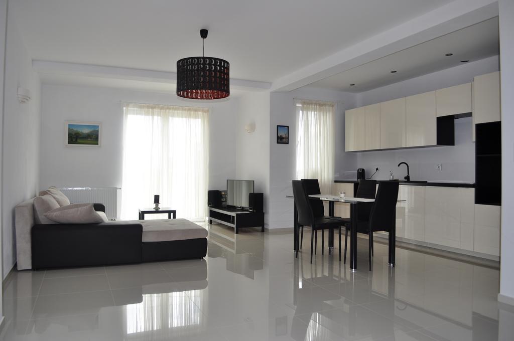 Apartament Scorpion Modlin Czosnów Zewnętrze zdjęcie